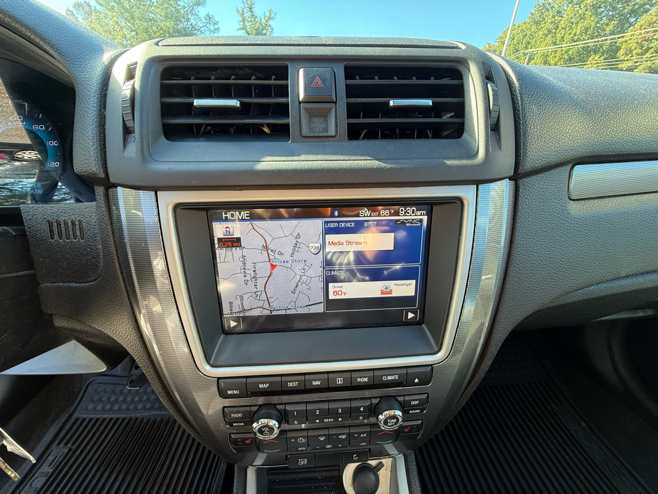 Ford Fusion I4 SEL 2011 Ford Fusion I4 SEL 2011