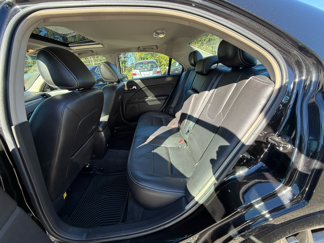 Ford Fusion I4 SEL 2011 Ford Fusion I4 SEL 2011