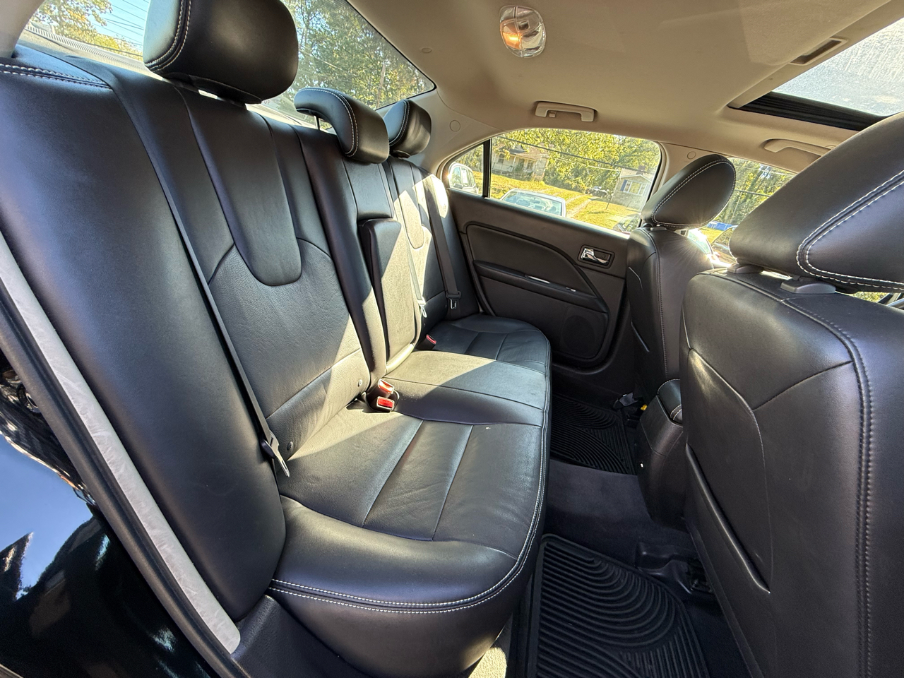 Ford Fusion I4 SEL 2011 Ford Fusion I4 SEL 2011