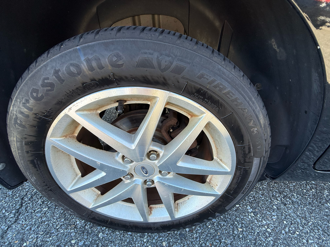 Ford Fusion I4 SEL 2011 Ford Fusion I4 SEL 2011