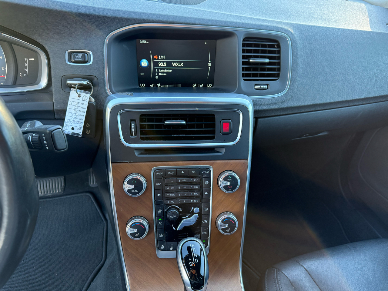 Volvo S60 T5 Inscription Platinum 2017 Volvo S60 T5 Inscription Platinum 2017