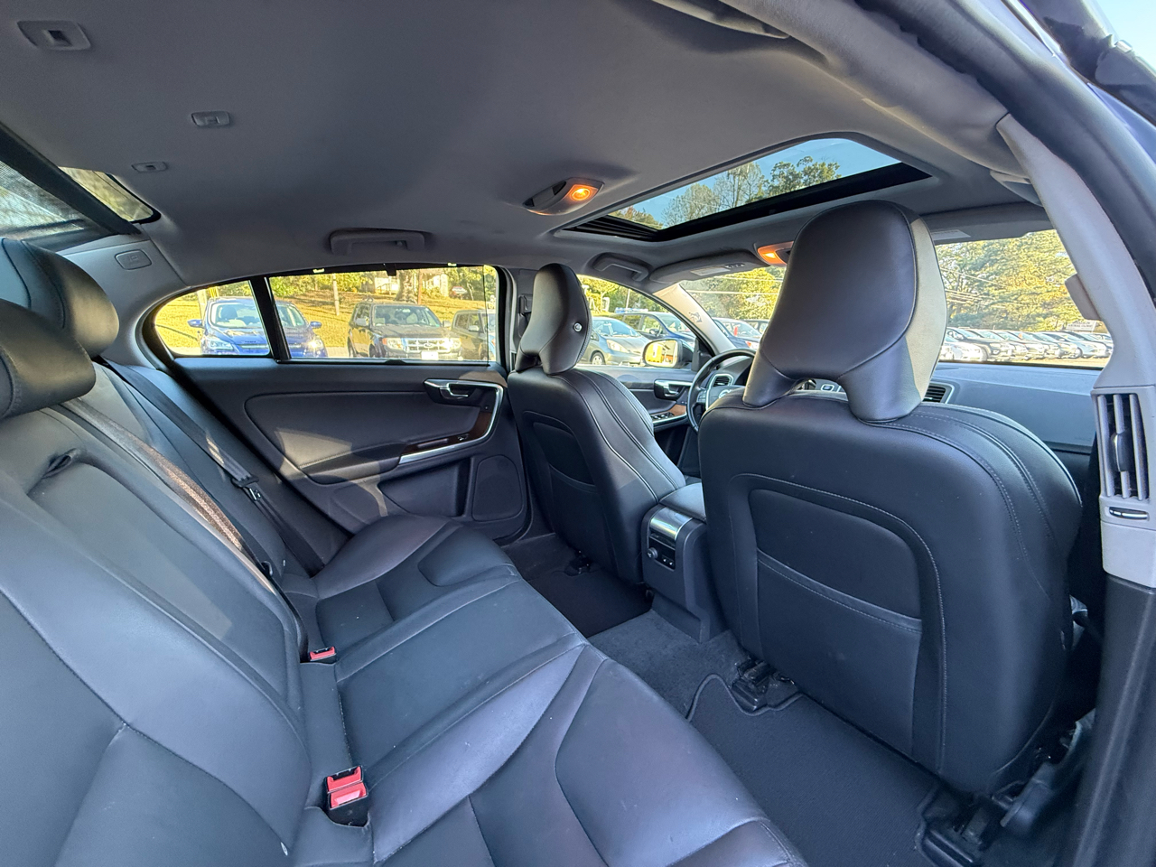 Volvo S60 T5 Inscription Platinum 2017 Volvo S60 T5 Inscription Platinum 2017