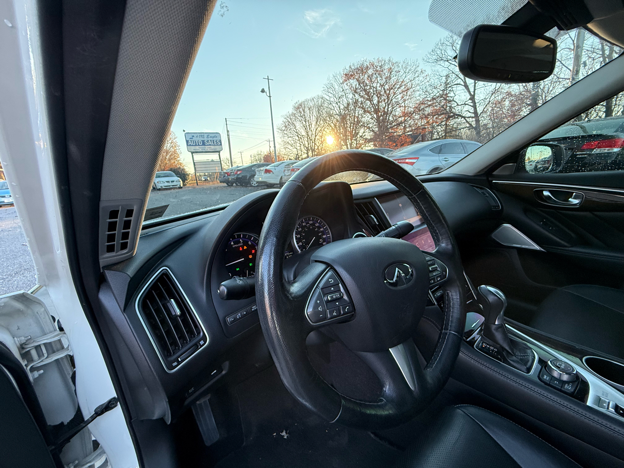 Infiniti Q50 4dr Sdn 3.0t Premium AWD 2017