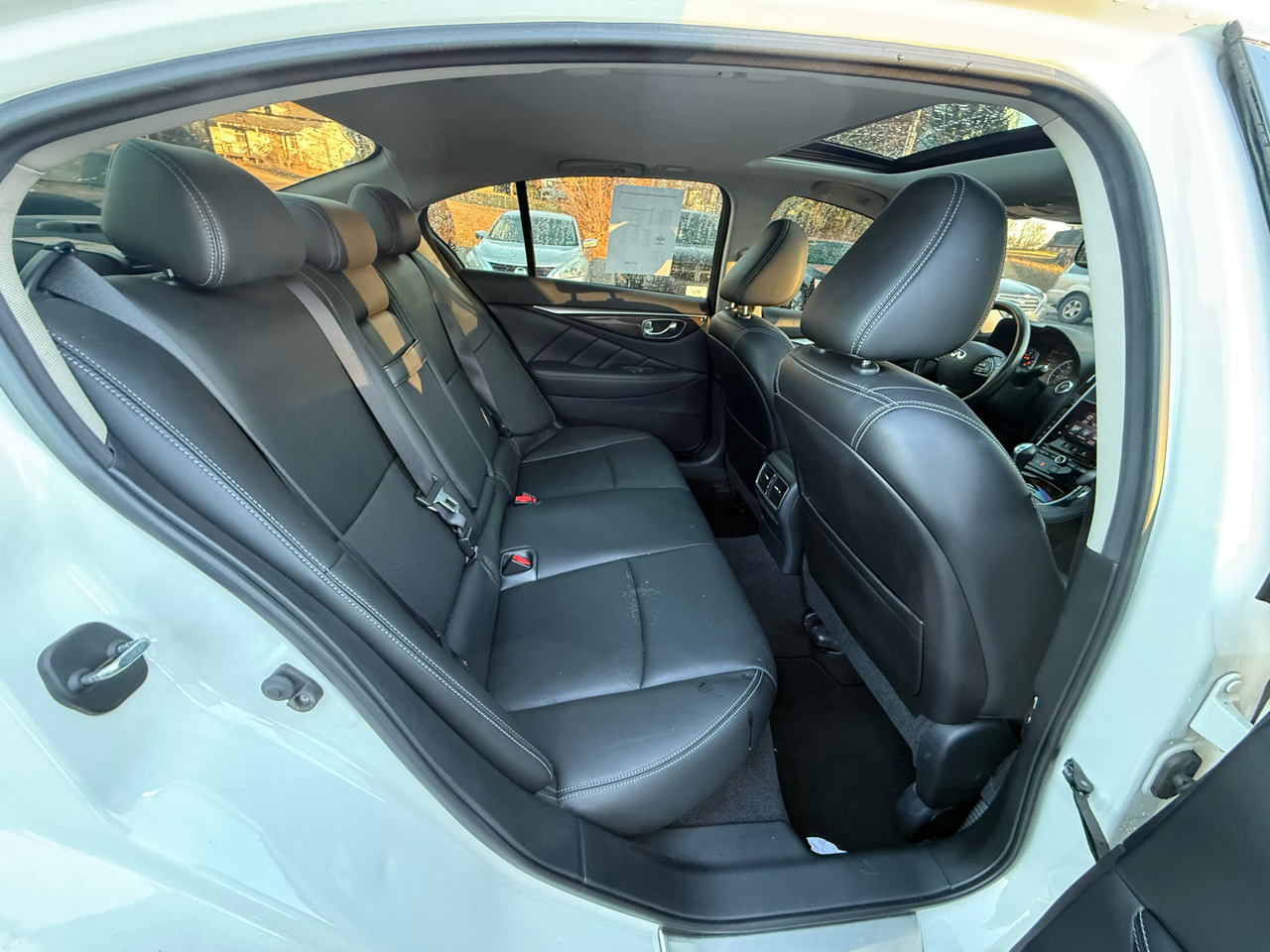 Infiniti Q50 4dr Sdn 3.0t Premium AWD 2017