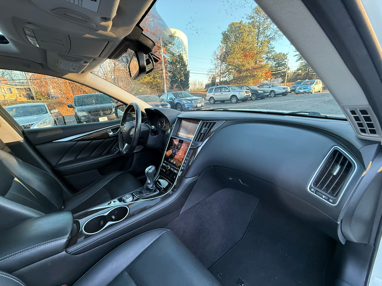 Infiniti Q50 4dr Sdn 3.0t Premium AWD 2017