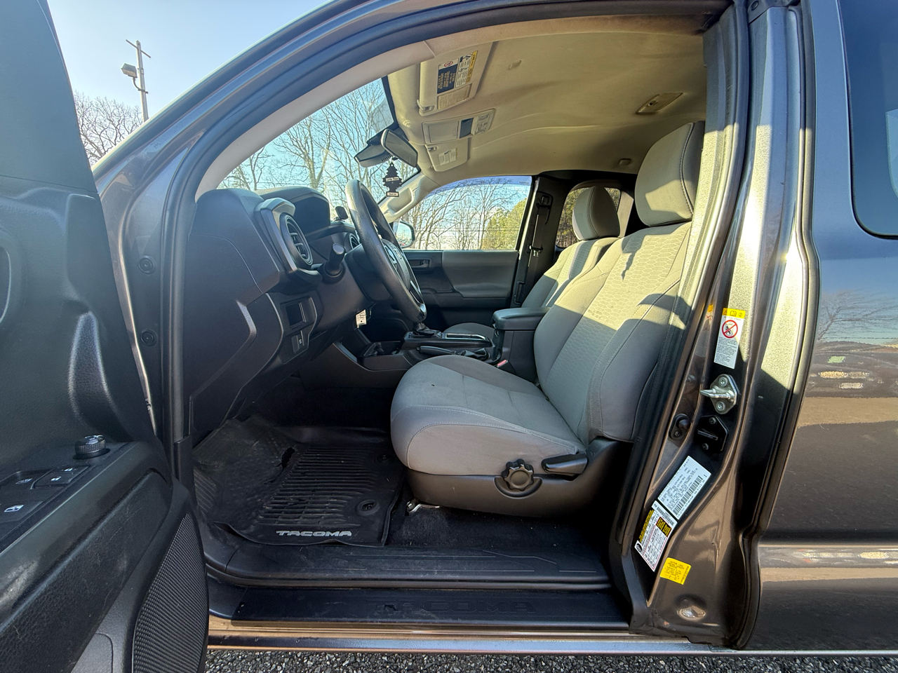 Toyota Tacoma SR5 Access Cab I4 6AT 4WD 2019