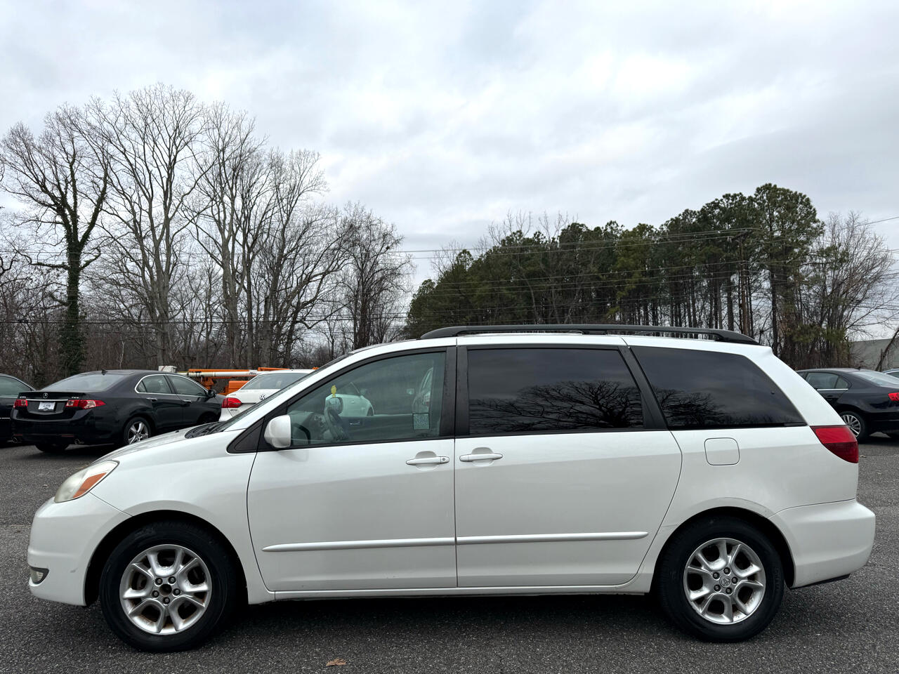 Toyota Sienna XLE 2005