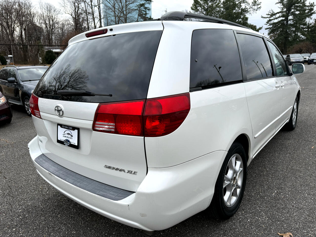 Toyota Sienna XLE 2005