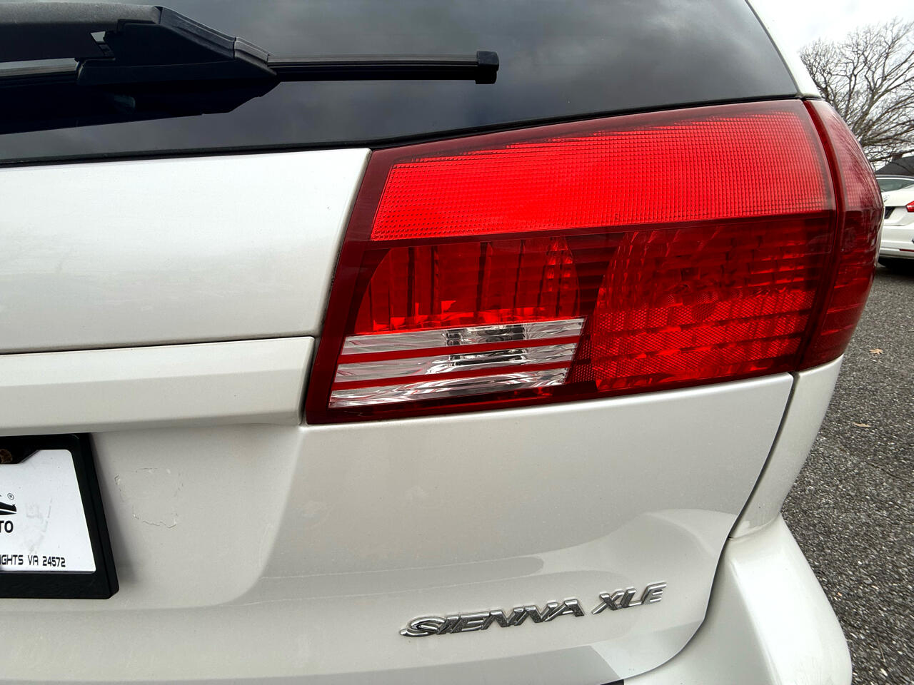 Toyota Sienna XLE 2005