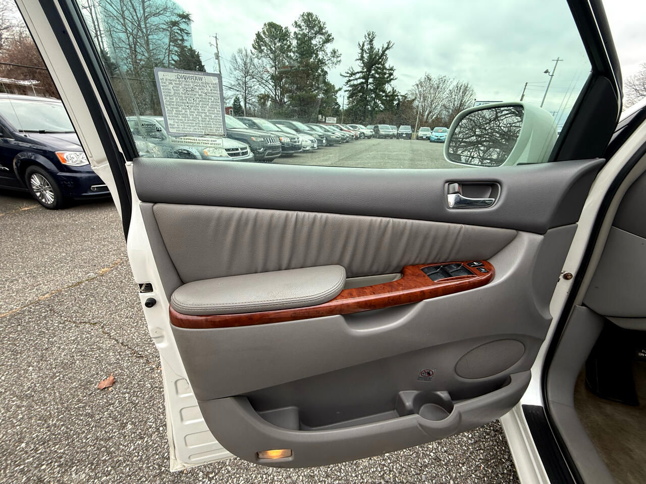 Toyota Sienna XLE 2005