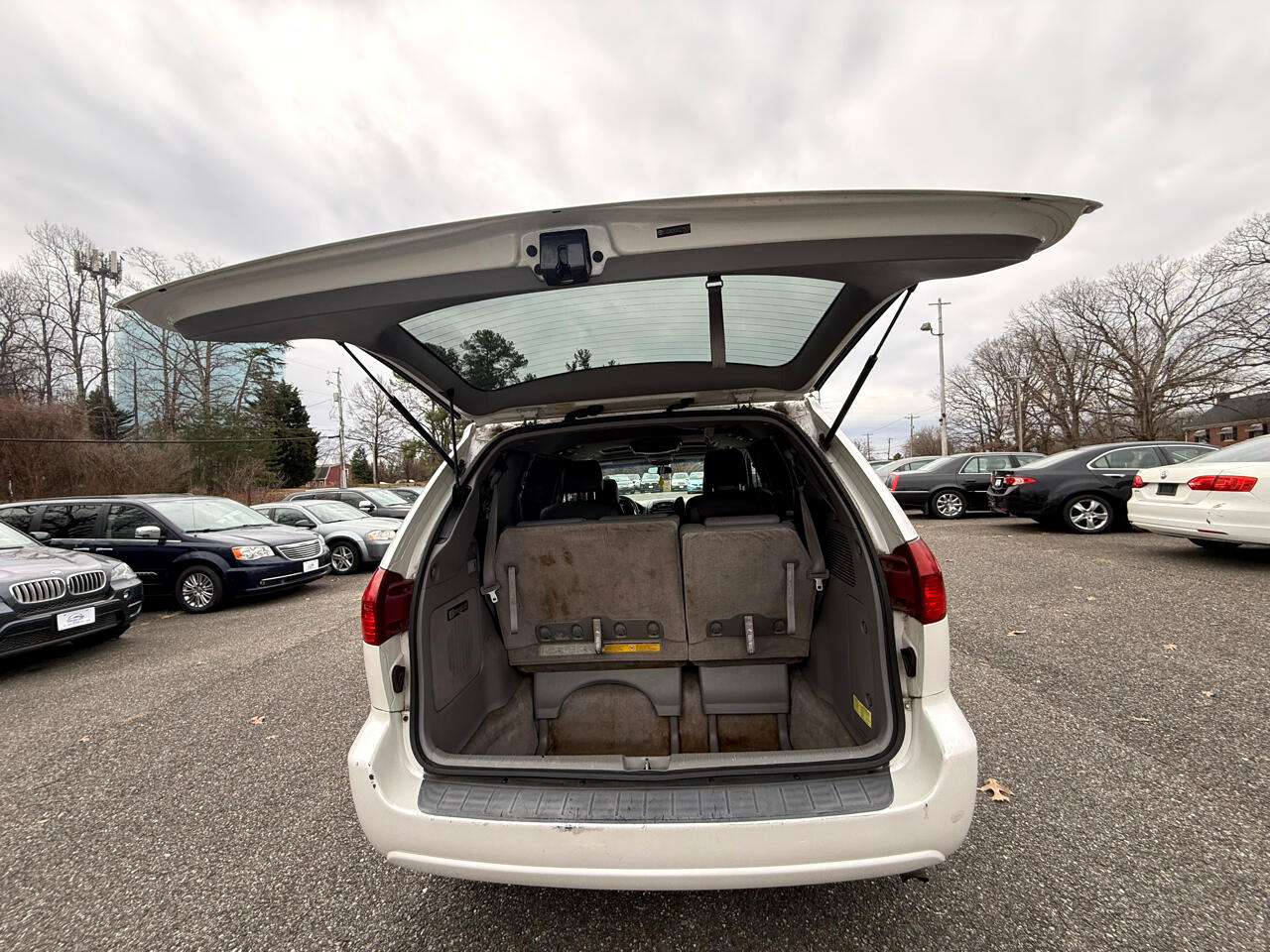 Toyota Sienna XLE 2005