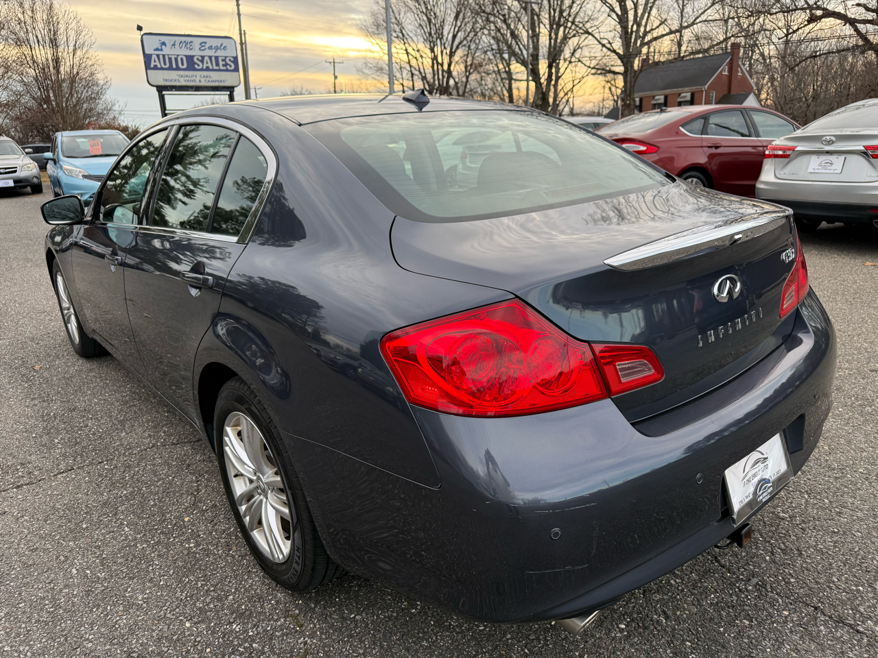 Infiniti G Sedan G37x AWD 2011
