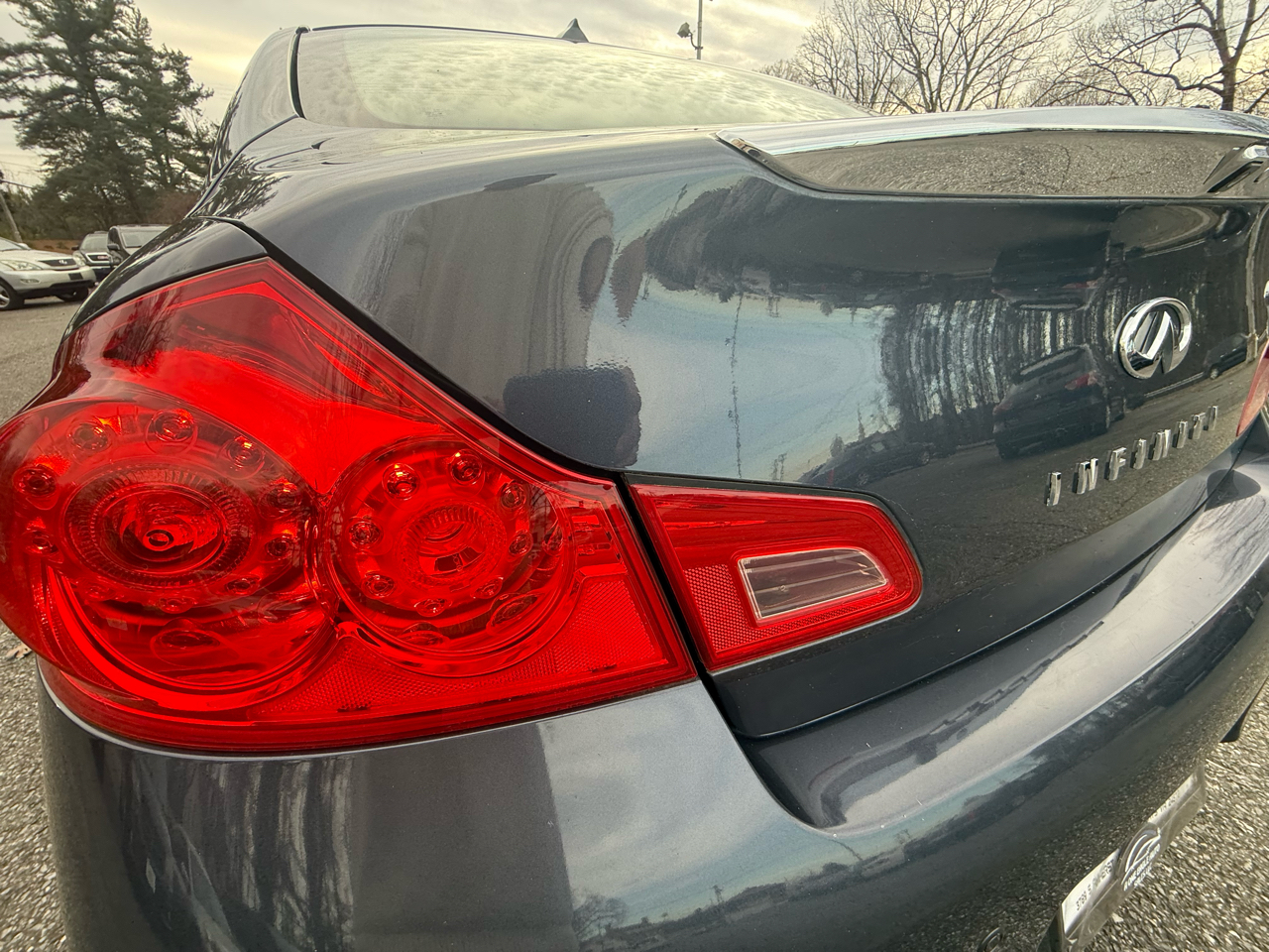Infiniti G Sedan G37x AWD 2011