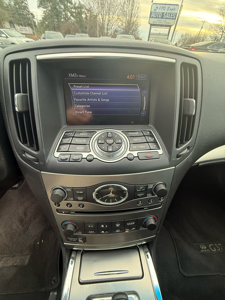 Infiniti G Sedan G37x AWD 2011