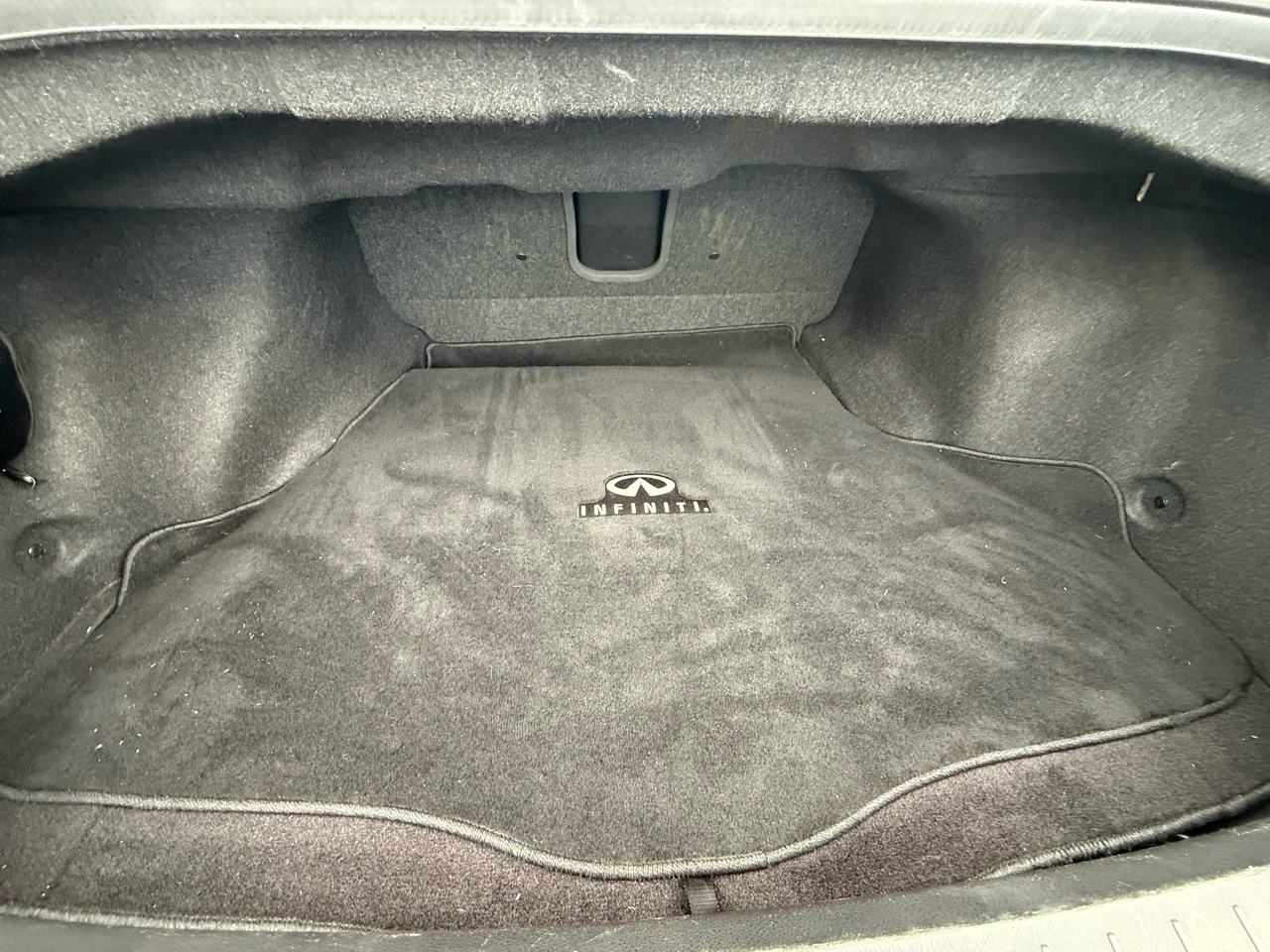 Infiniti G Sedan G37x AWD 2011