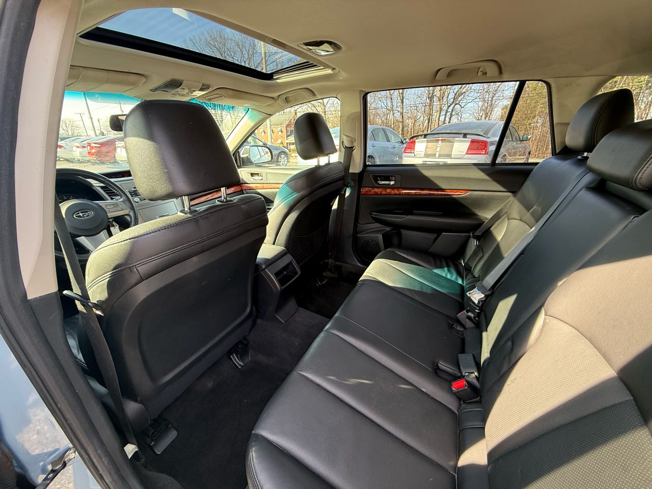 Subaru Outback 3.6R Limited 2010