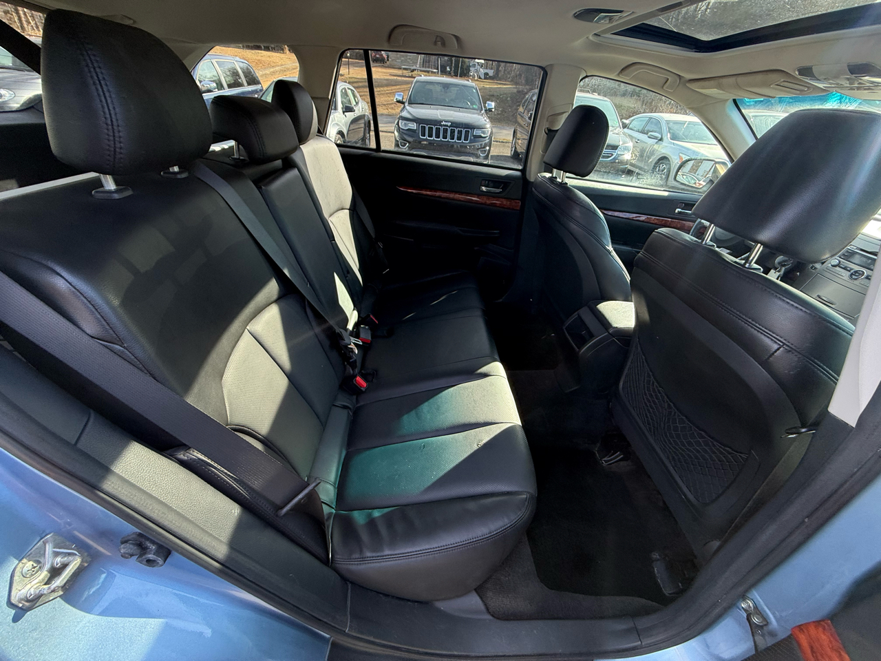 Subaru Outback 3.6R Limited 2010