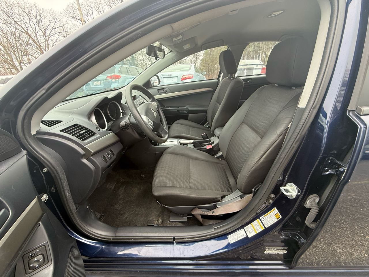 Mitsubishi Lancer Sportback ES 2013