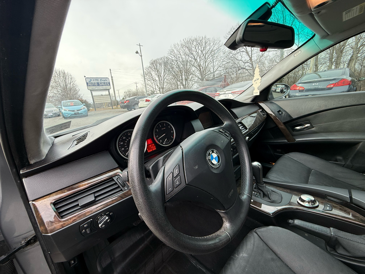 BMW 5-Series 525i 2004