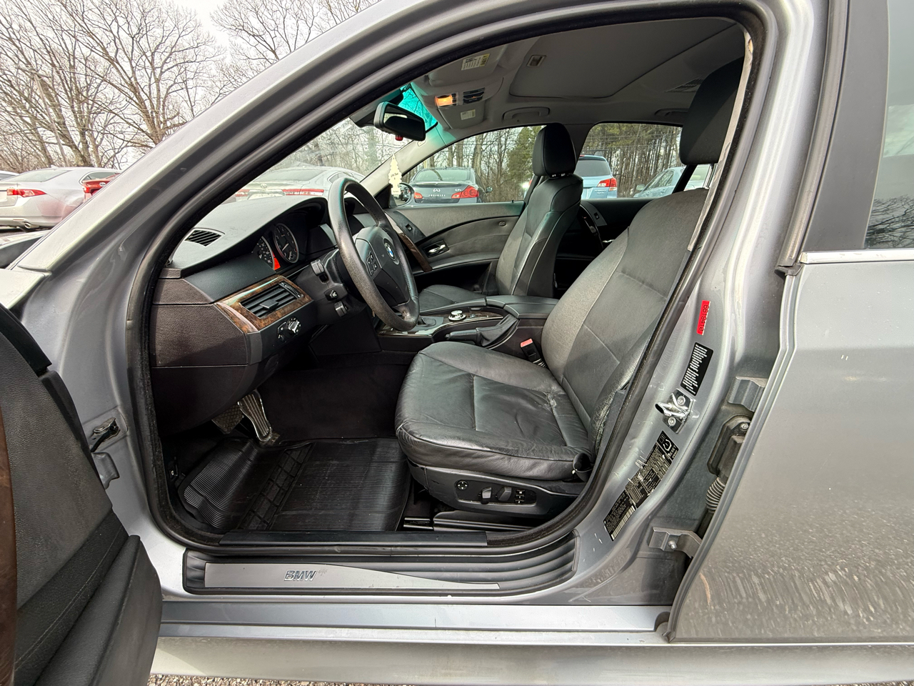 BMW 5-Series 525i 2004