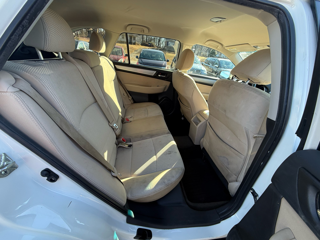 Subaru Outback 2.5i Premium 2015