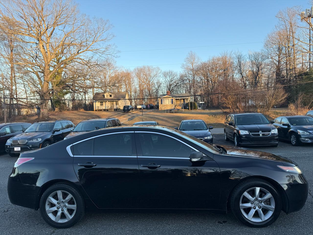 Acura TL 6-Speed AT with Tech Package and 18-In. WP 2012