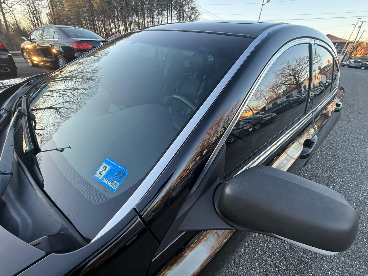 Acura TL 6-Speed AT with Tech Package and 18-In. WP 2012