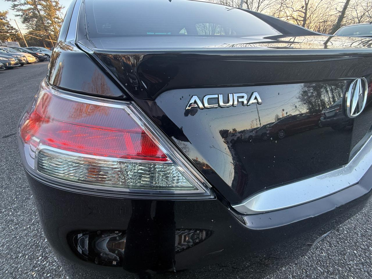 Acura TL 6-Speed AT with Tech Package and 18-In. WP 2012