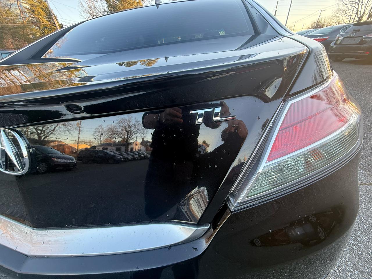 Acura TL 6-Speed AT with Tech Package and 18-In. WP 2012