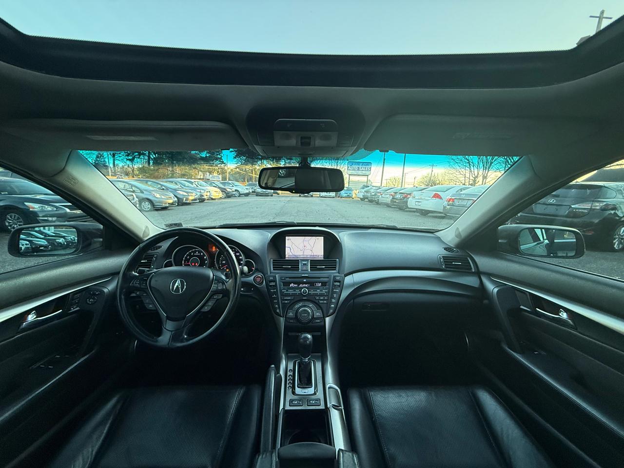 Acura TL 6-Speed AT with Tech Package and 18-In. WP 2012