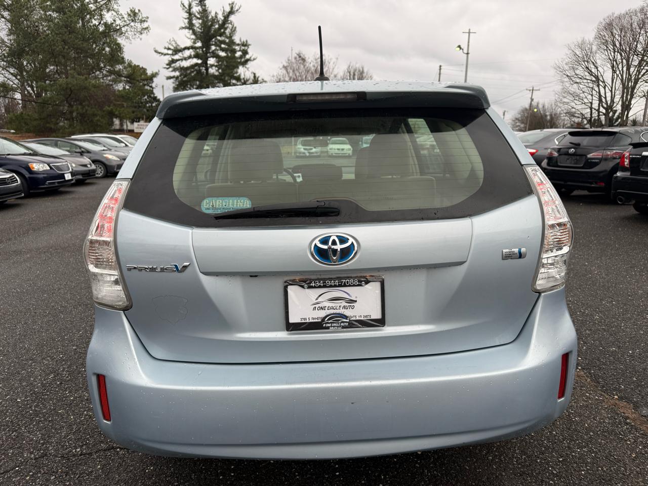 Toyota Prius V Three 2013