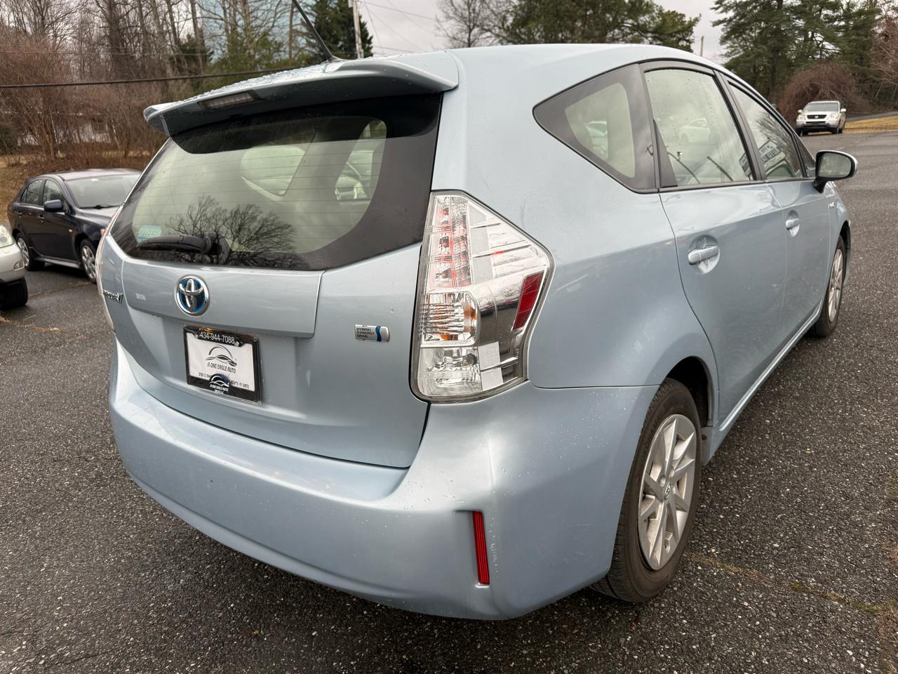 Toyota Prius V Three 2013
