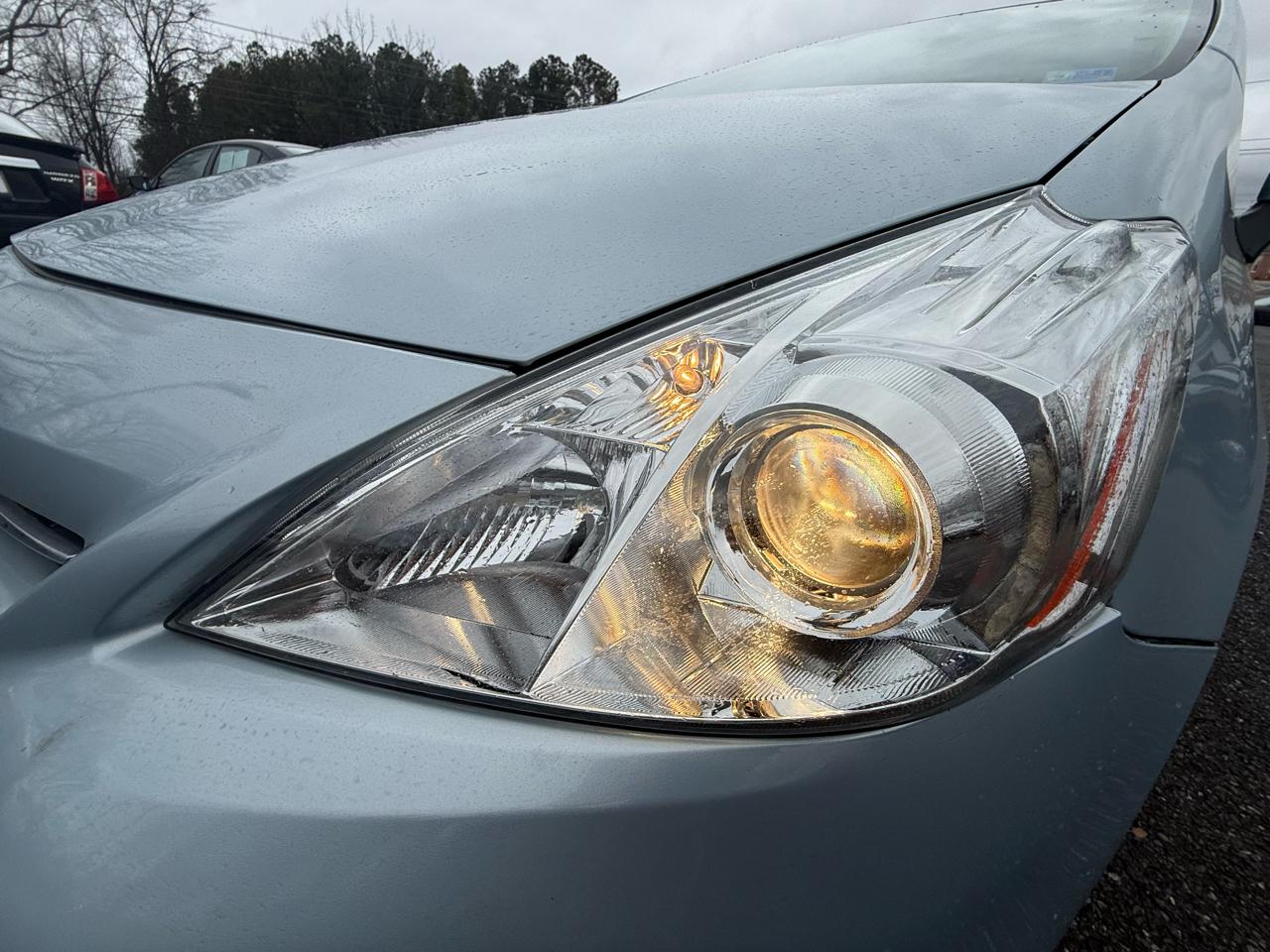 Toyota Prius V Three 2013