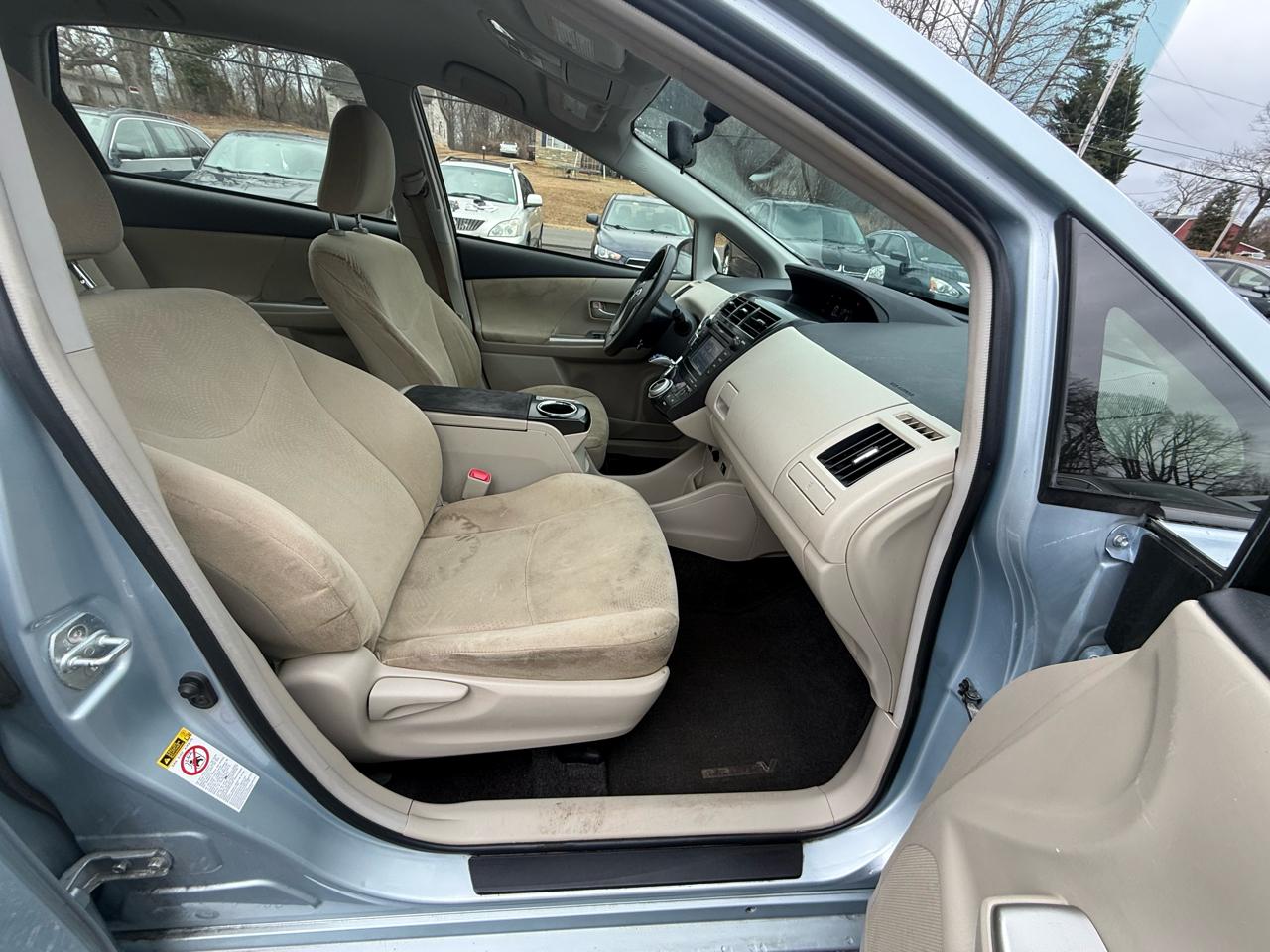 Toyota Prius V Three 2013