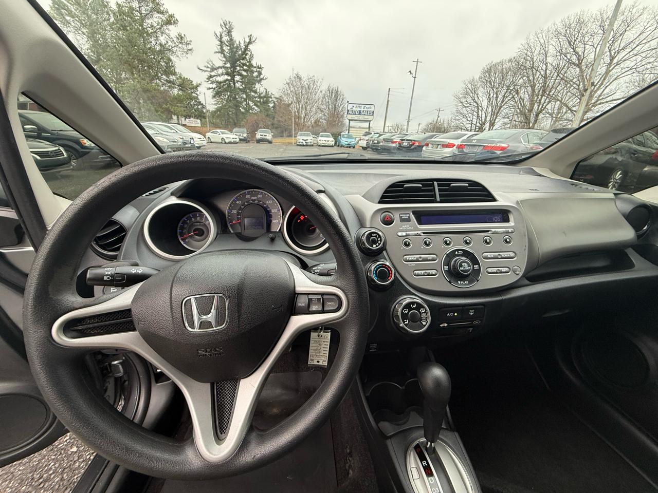 Honda Fit 5-Speed AT 2012