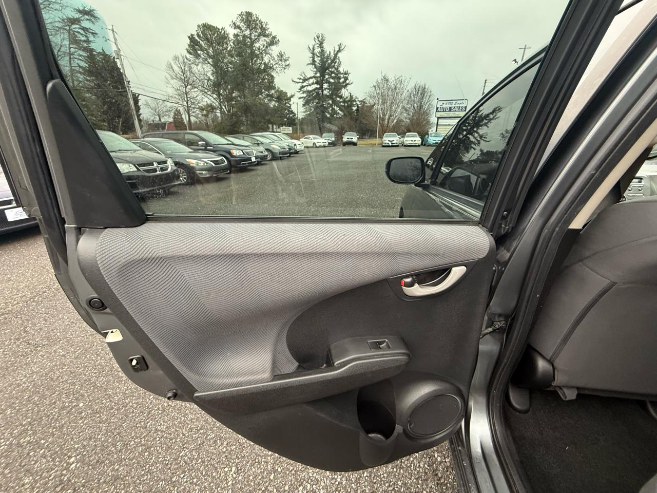 Honda Fit 5-Speed AT 2012