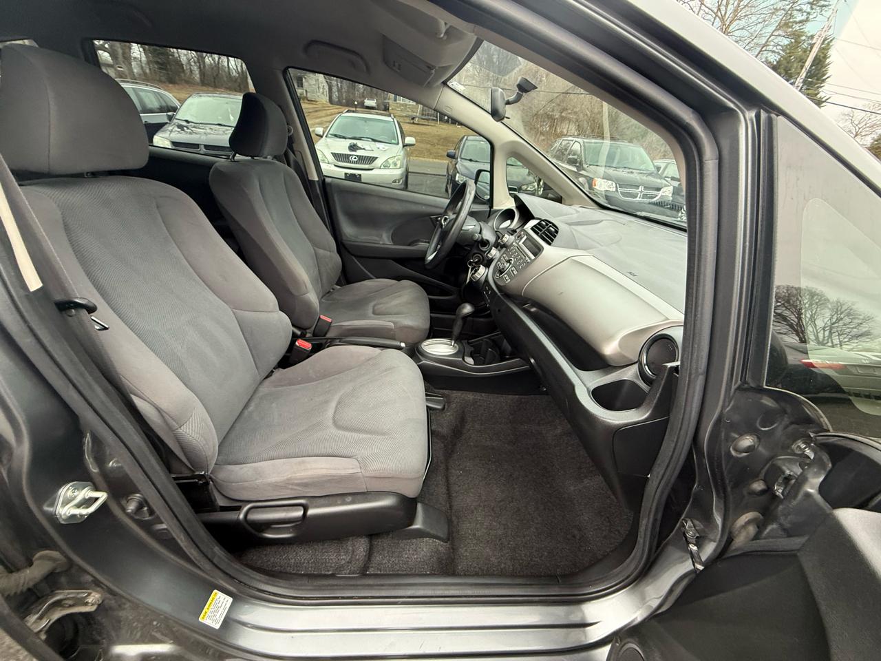 Honda Fit 5-Speed AT 2012