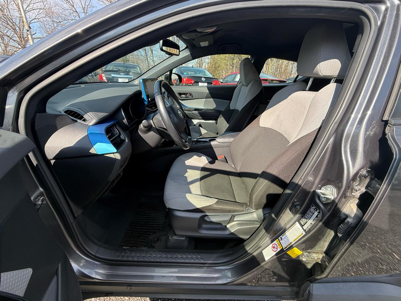 Toyota C-HR XLE 4D SUV 2019