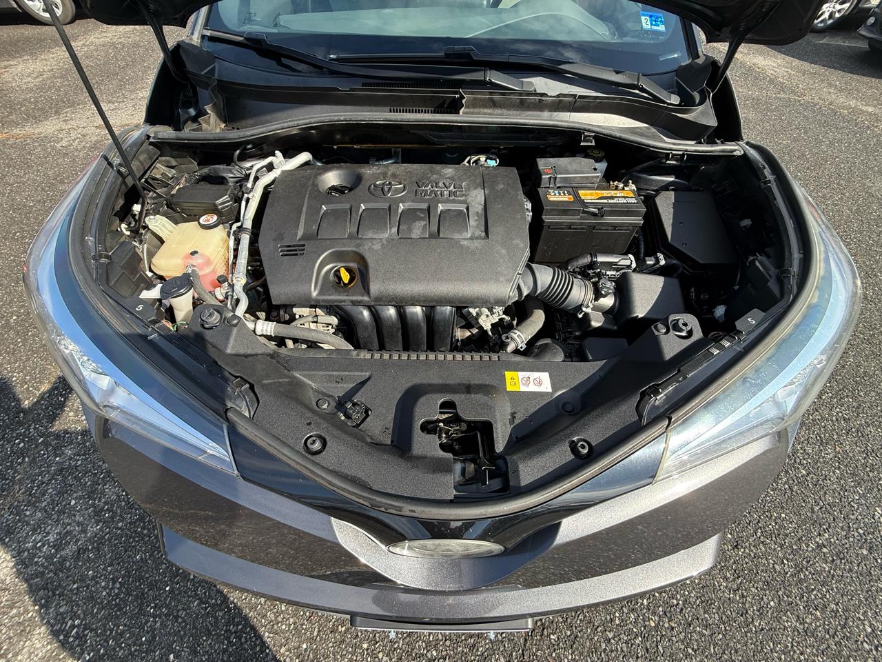 Toyota C-HR XLE 4D SUV 2019