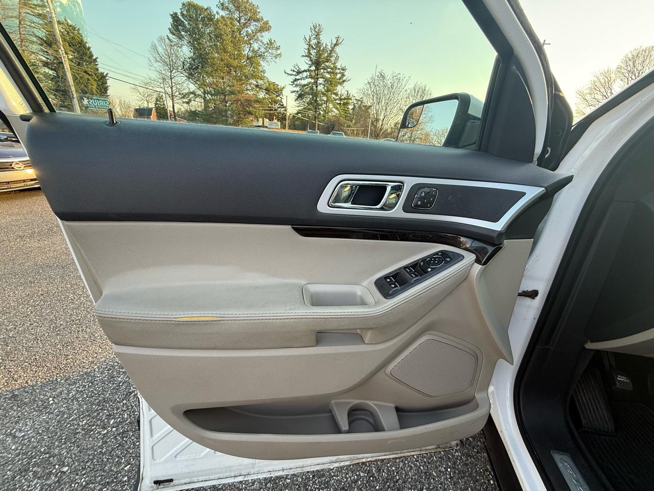 Ford Explorer Limited 4WD 2013