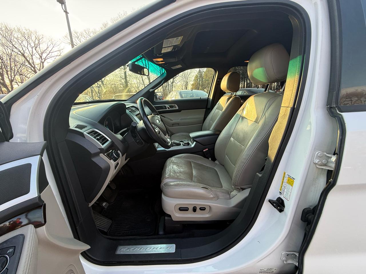 Ford Explorer Limited 4WD 2013