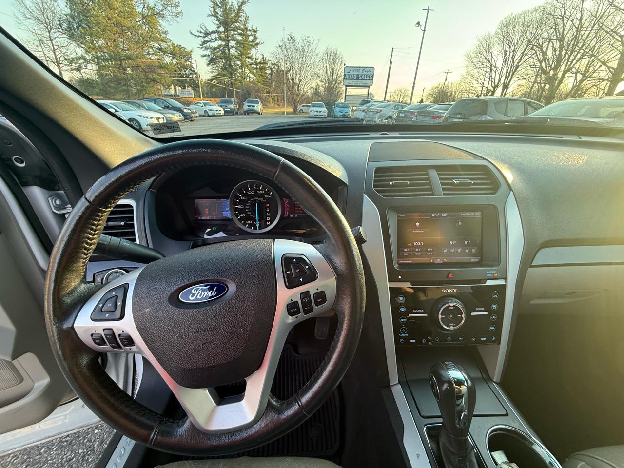 Ford Explorer Limited 4WD 2013