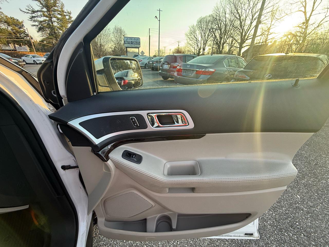 Ford Explorer Limited 4WD 2013