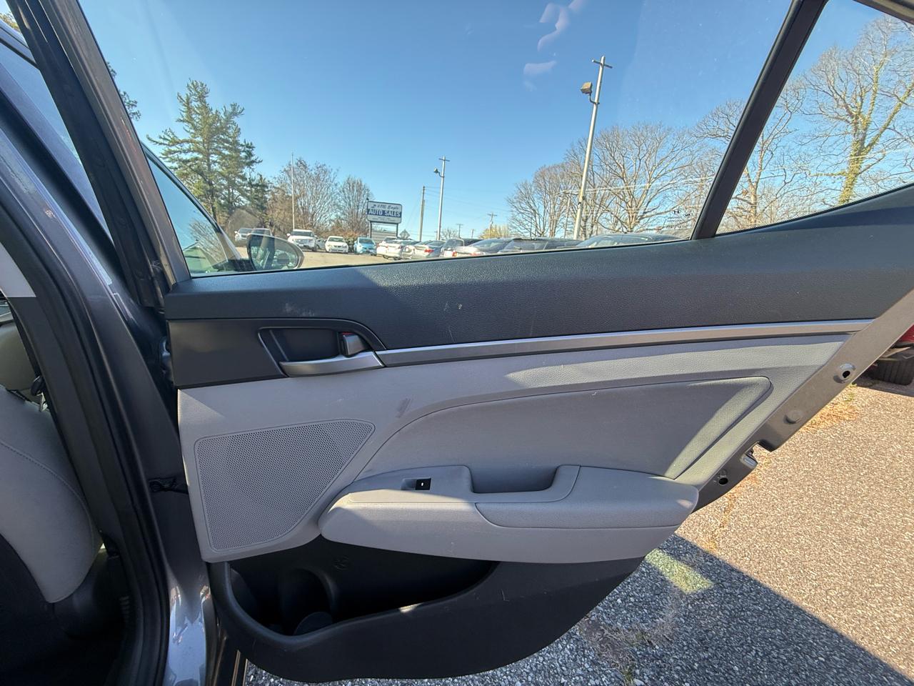 Hyundai Elantra Limited 2018