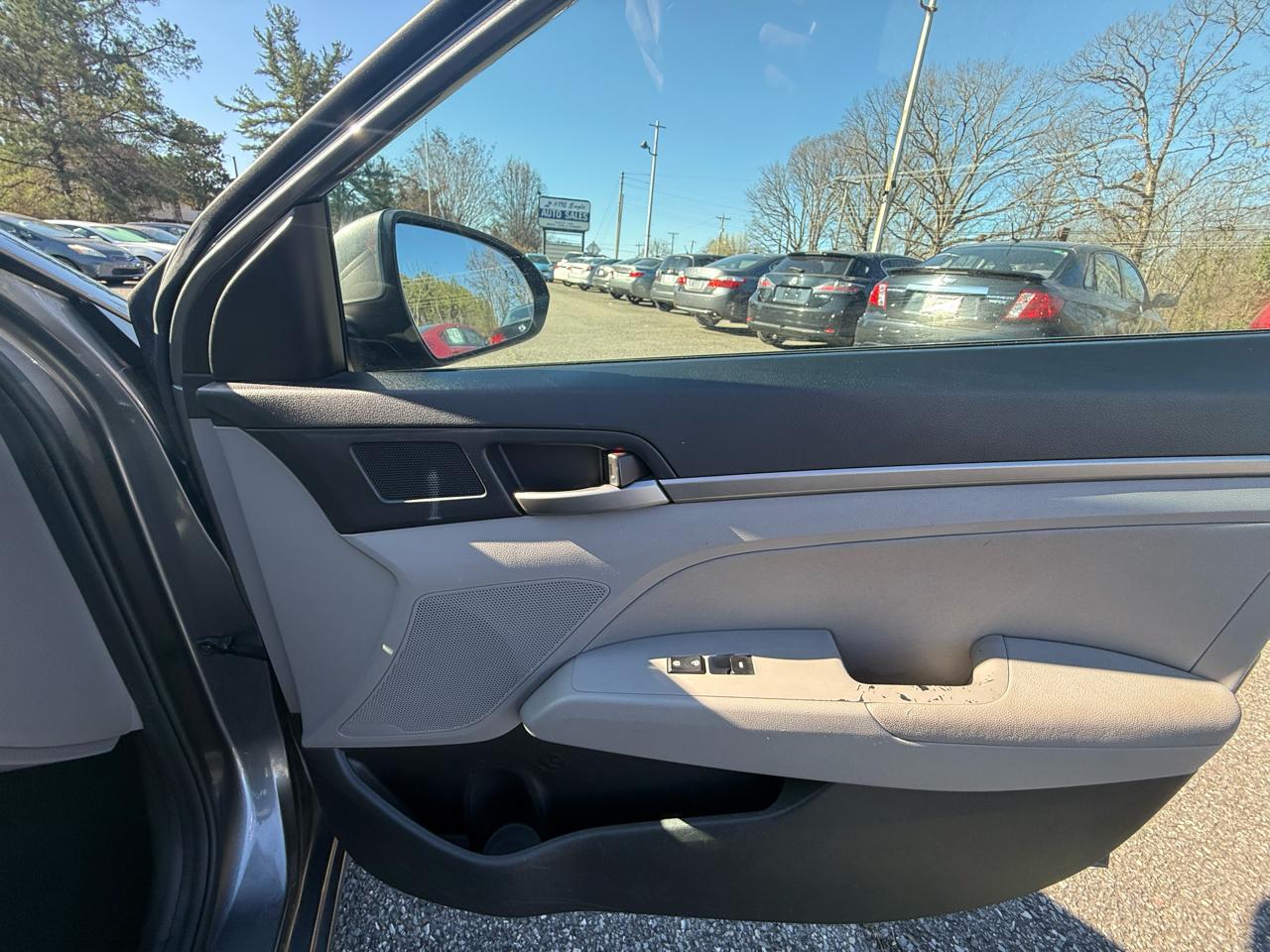 Hyundai Elantra Limited 2018