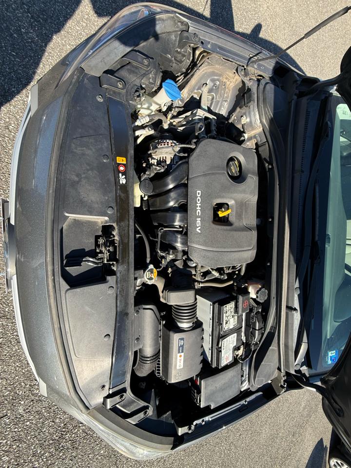 Hyundai Elantra Limited 2018