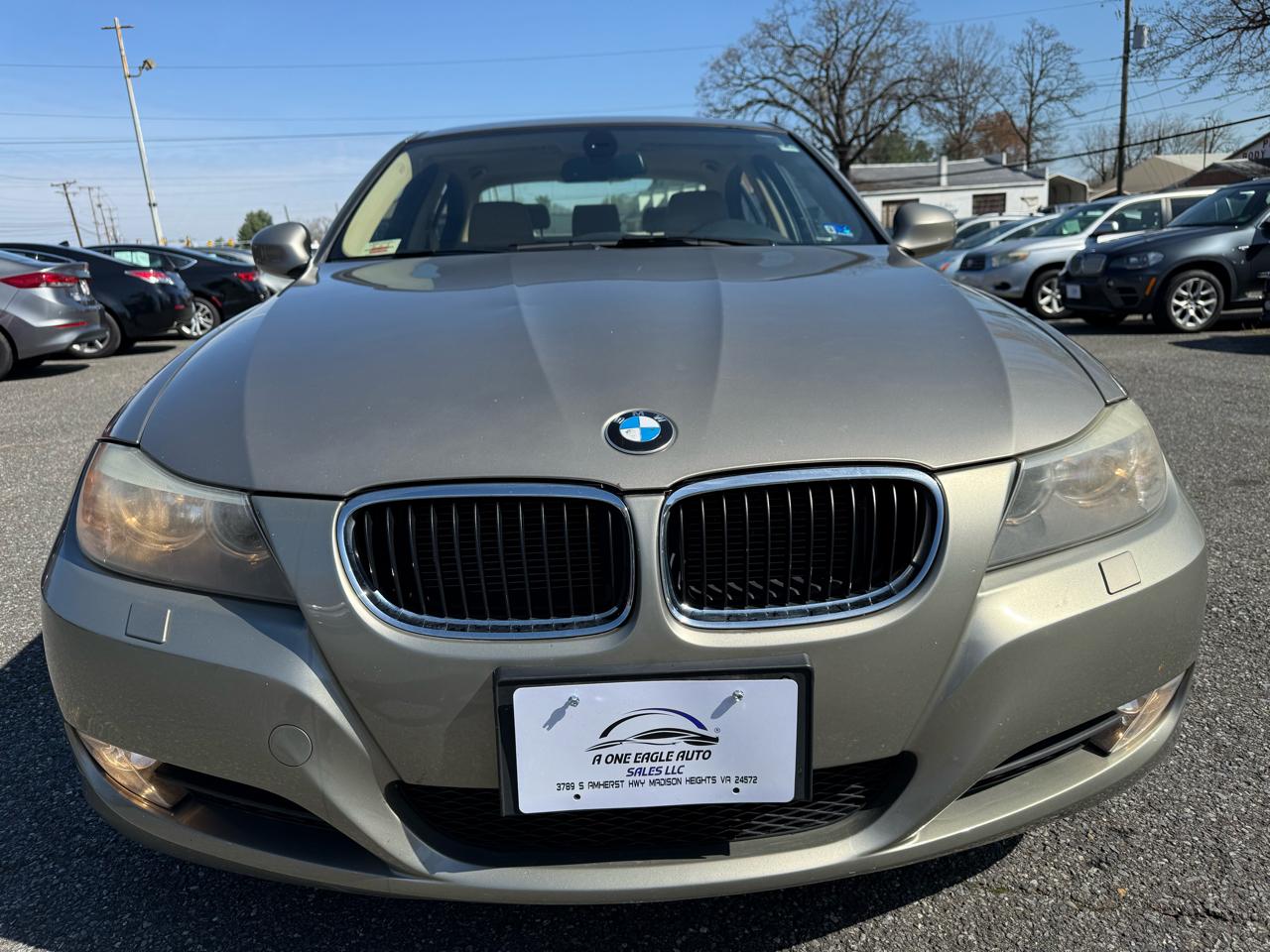 BMW 3-Series 328i xDrive 2011
