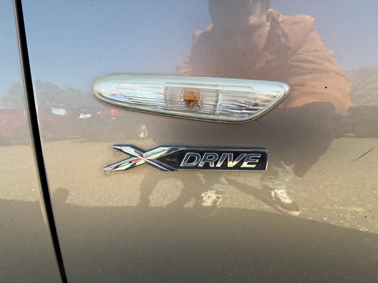 BMW 3-Series 328i xDrive 2011