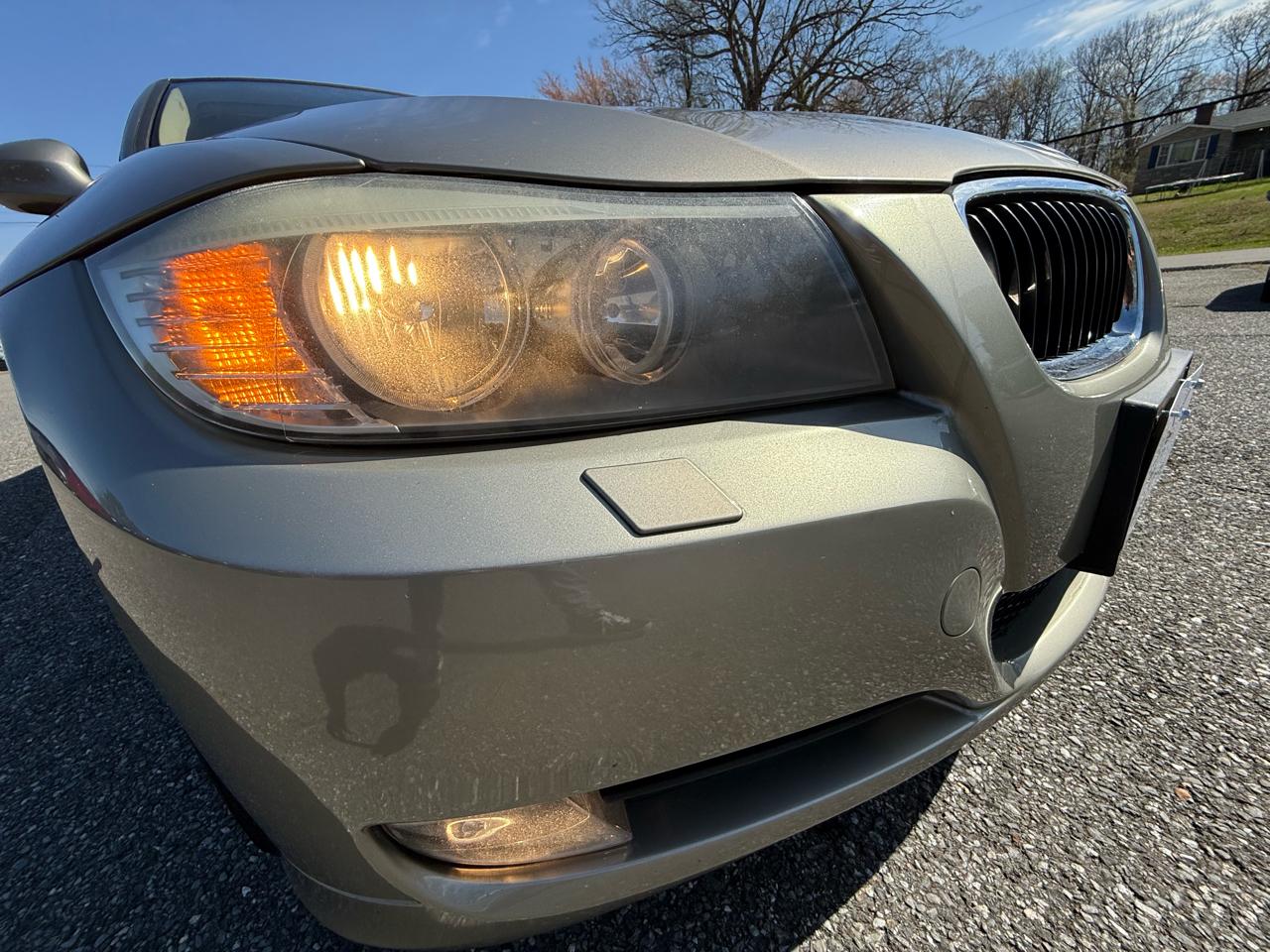 BMW 3-Series 328i xDrive 2011