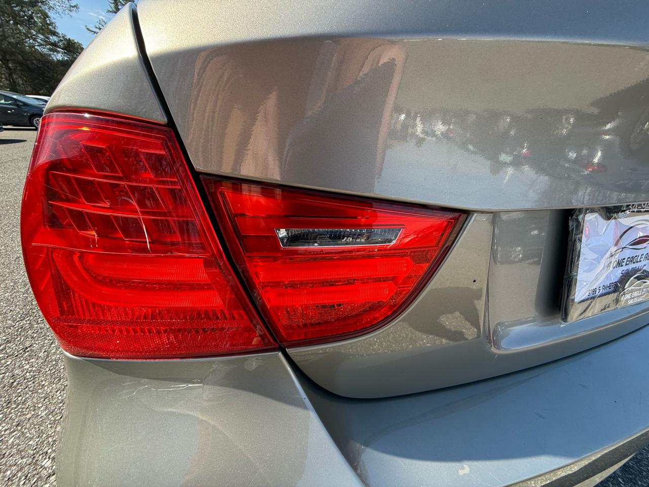 BMW 3-Series 328i xDrive 2011